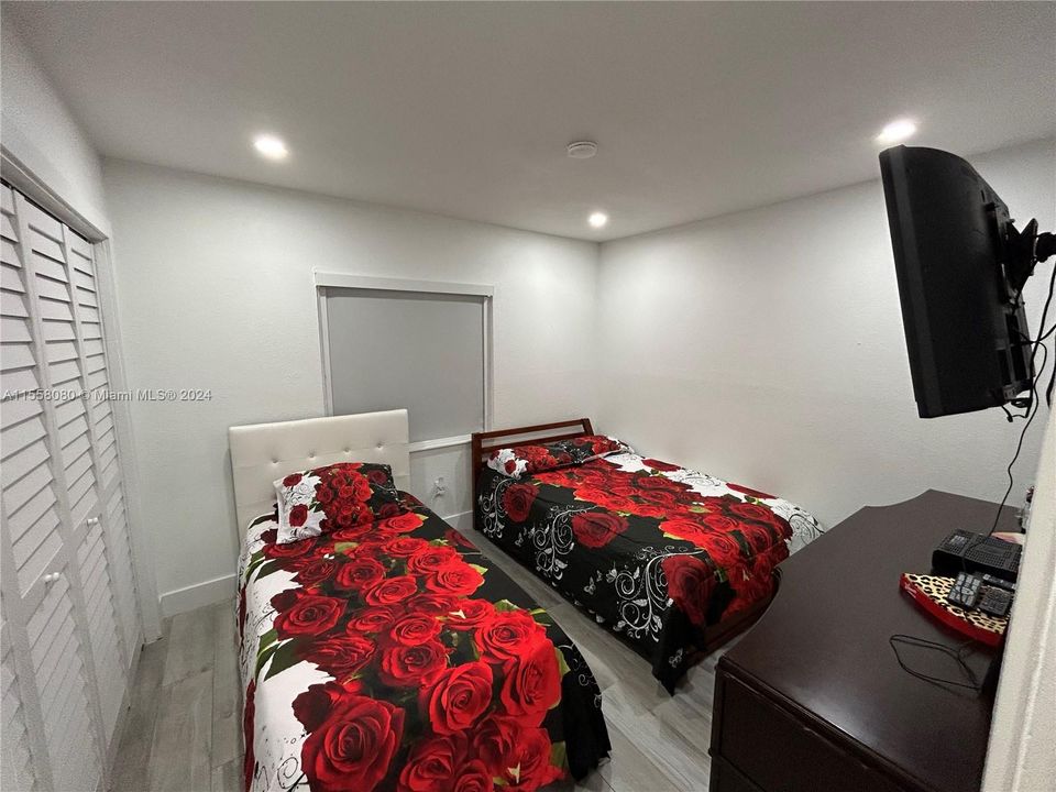 Vendido Recientemente: $319,000 (2 camas, 2 baños, 856 Pies cuadrados)