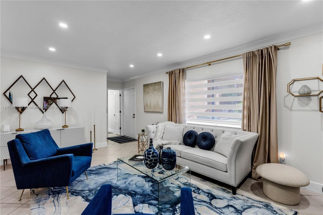 Recently Sold: $289,000 (1 beds, 1 baths, 1067 Square Feet)