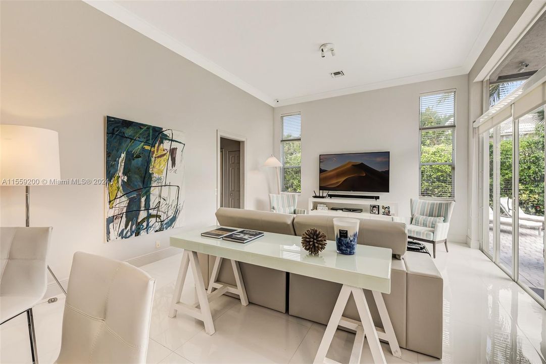 Active With Contract: $1,299,000 (4 beds, 3 baths, 2716 Square Feet)