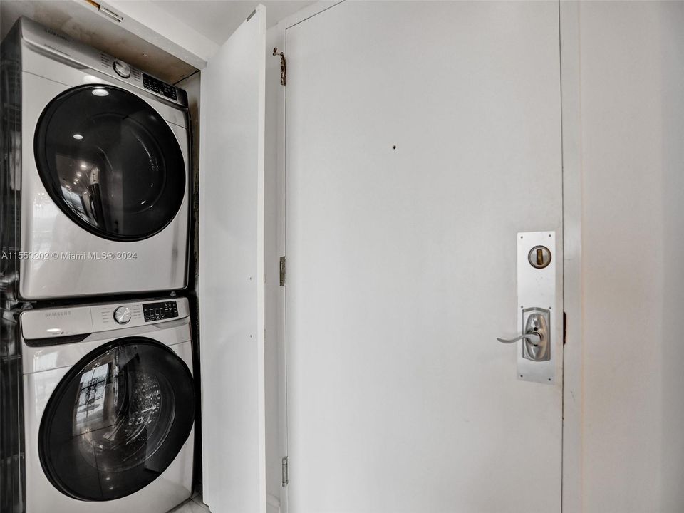 Huge washer/dryer inside the condo for your convenience !