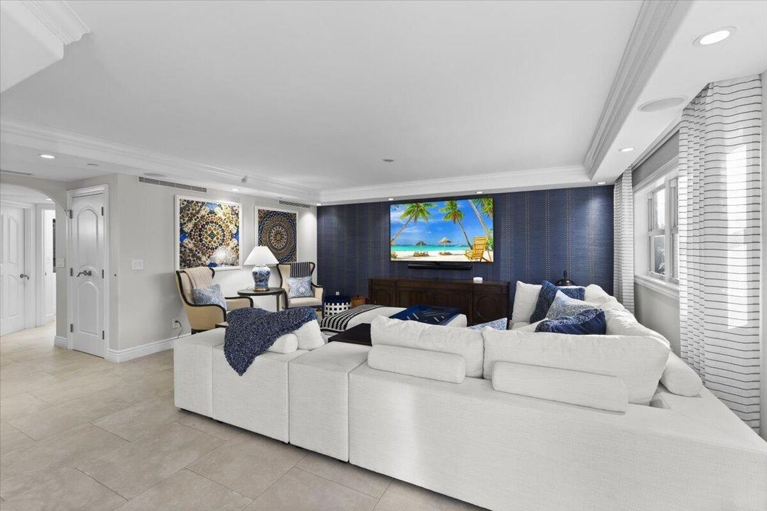 Upper level living room (alternate view)