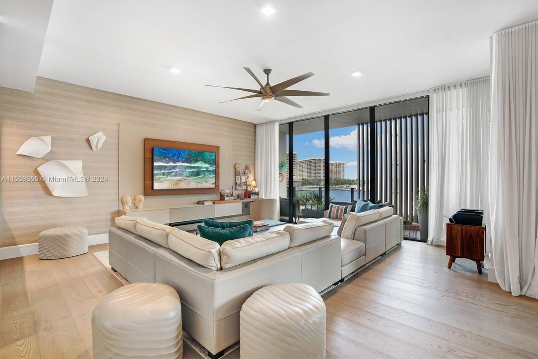 For Sale: $5,400,000 (3 beds, 4 baths, 3054 Square Feet)