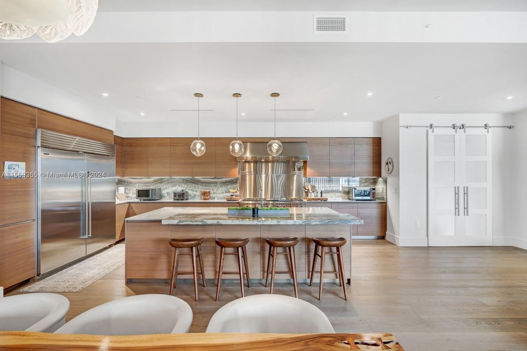 For Sale: $4,995,000 (3 beds, 4 baths, 3054 Square Feet)