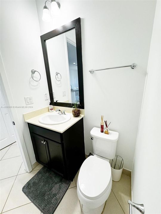 Active With Contract: $4,150 (3 beds, 2 baths, 2025 Square Feet)