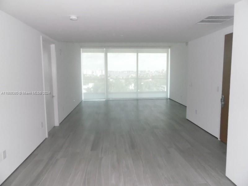 Active With Contract: $16,000 (2 beds, 2 baths, 1704 Square Feet)
