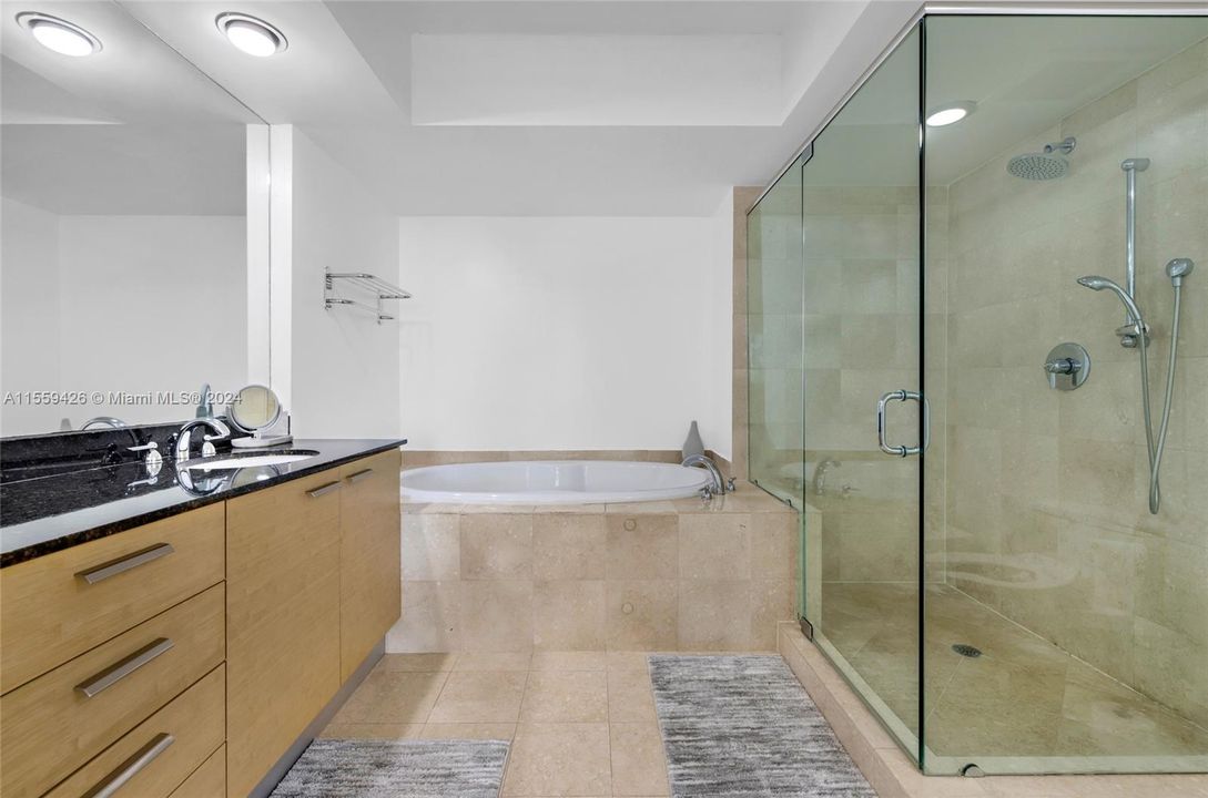 Недавно арендовано: $6,500 (2 спален, 2 ванн, 1458 Квадратных фут)