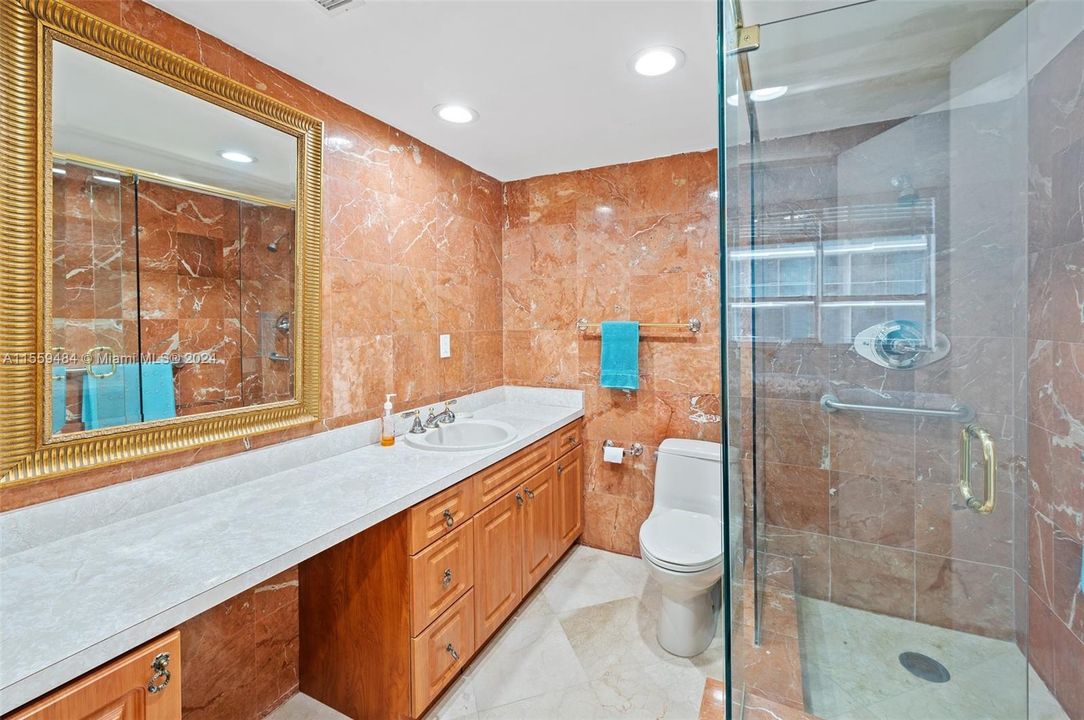 待售: $589,000 (2 贝兹, 2 浴室, 1346 平方英尺)