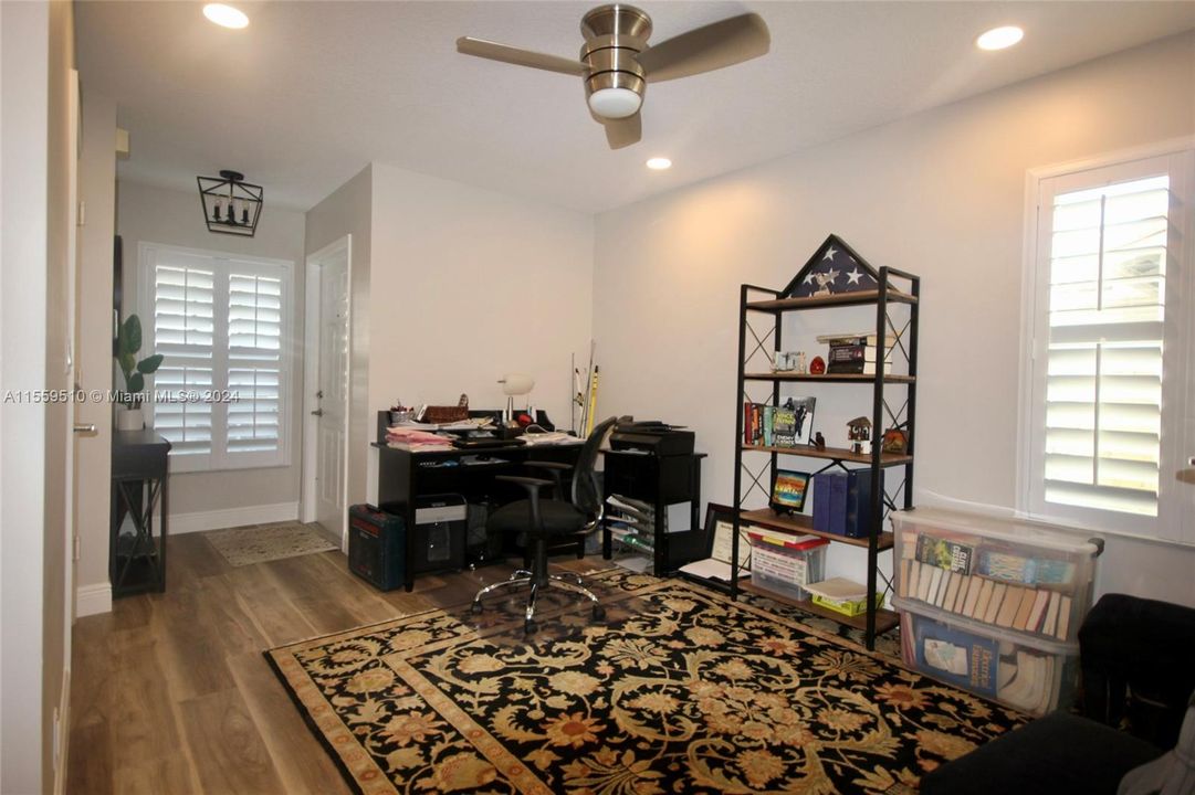 For Sale: $448,000 (3 beds, 2 baths, 1562 Square Feet)