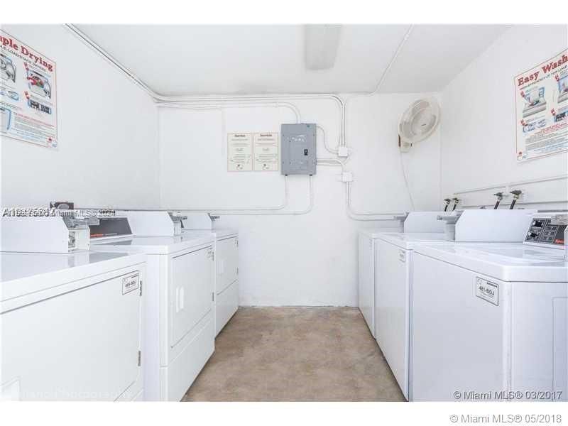 Recently Rented: $2,200 (1 beds, 1 baths, 420 Square Feet)