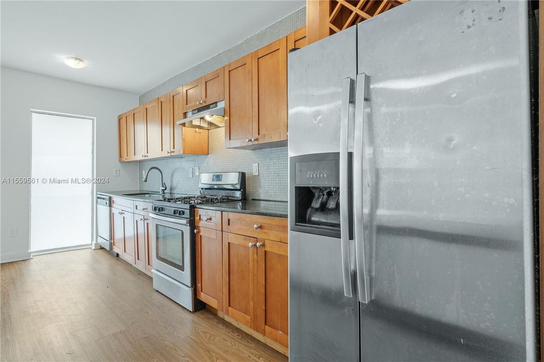 Recently Rented: $1,875 (1 beds, 1 baths, 14169 Square Feet)