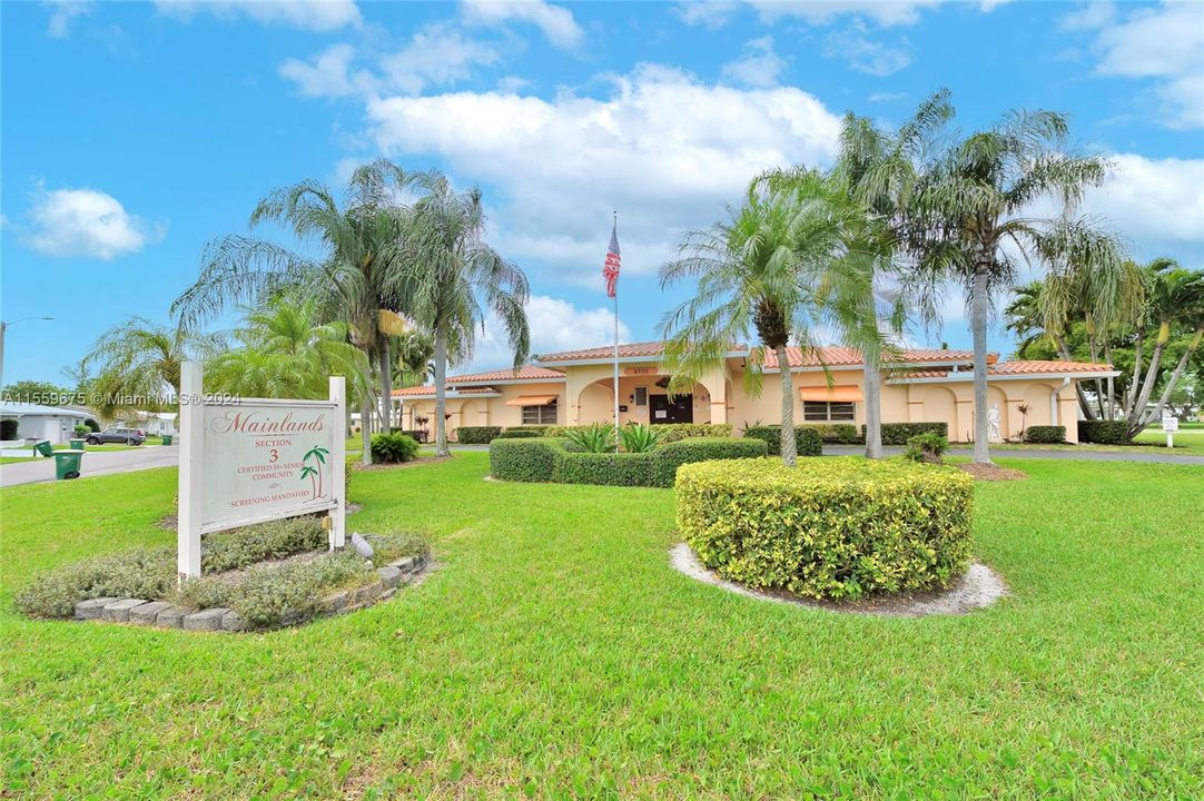 Недавно продано: $349,999 (2 спален, 2 ванн, 1182 Квадратных фут)