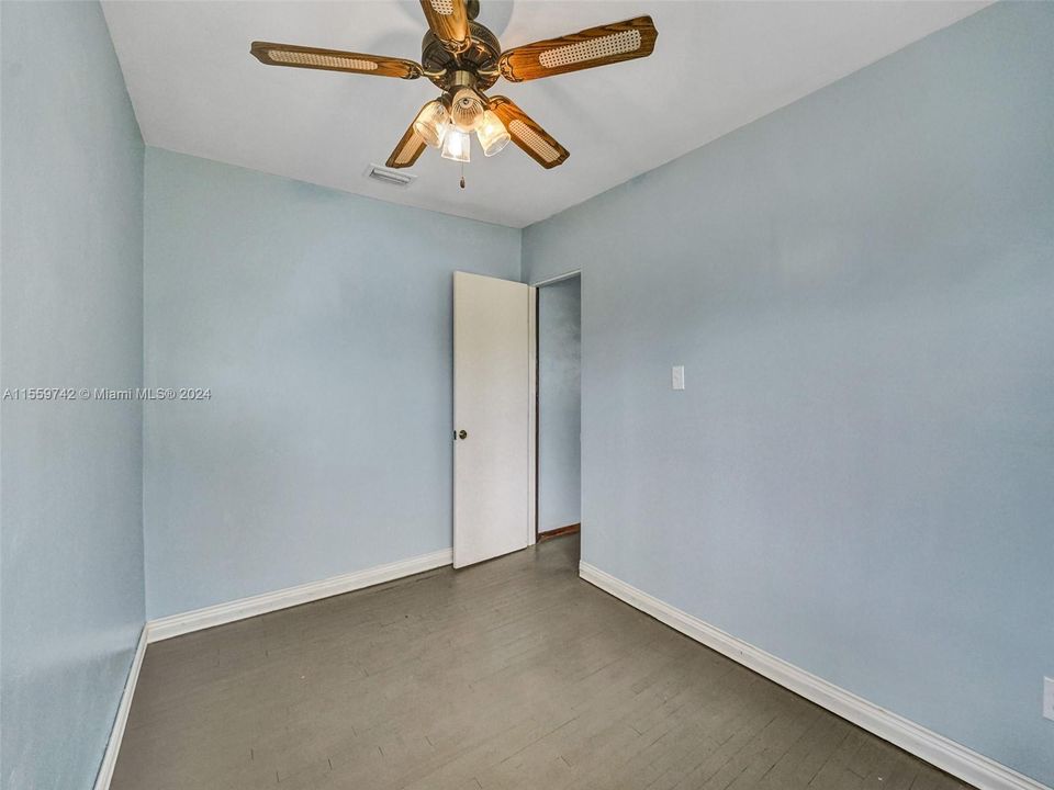 For Rent: $3,300 (3 beds, 2 baths, 1798 Square Feet)