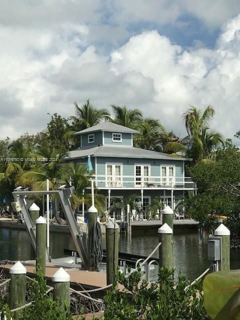 Recientemente alquilado: $4,500 (4 camas, 2 baños, 1250 Pies cuadrados)