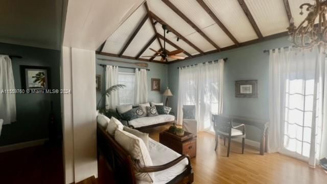 Recientemente alquilado: $4,500 (4 camas, 2 baños, 1250 Pies cuadrados)