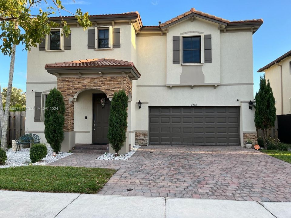 Active With Contract: $4,399 (5 beds, 3 baths, 3340 Square Feet)