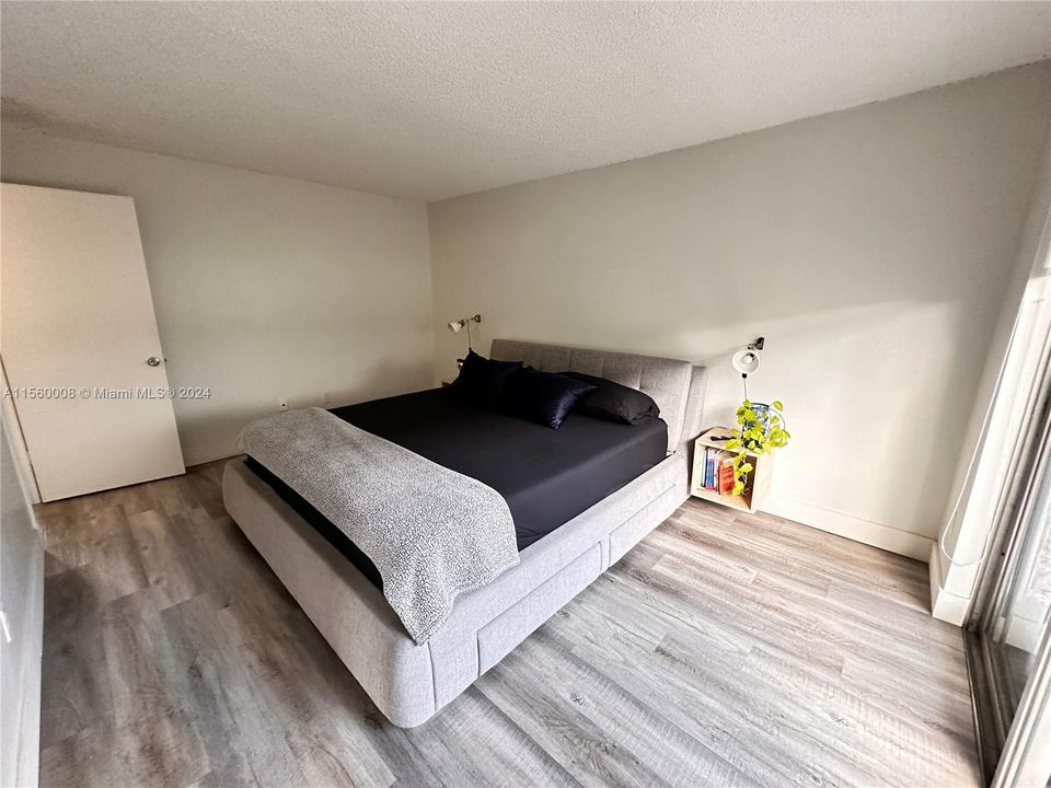 Recently Rented: $2,000 (1 beds, 1 baths, 620 Square Feet)