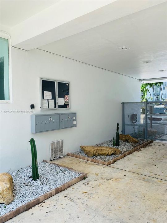 Недавно арендовано: $2,000 (1 спален, 1 ванн, 800 Квадратных фут)