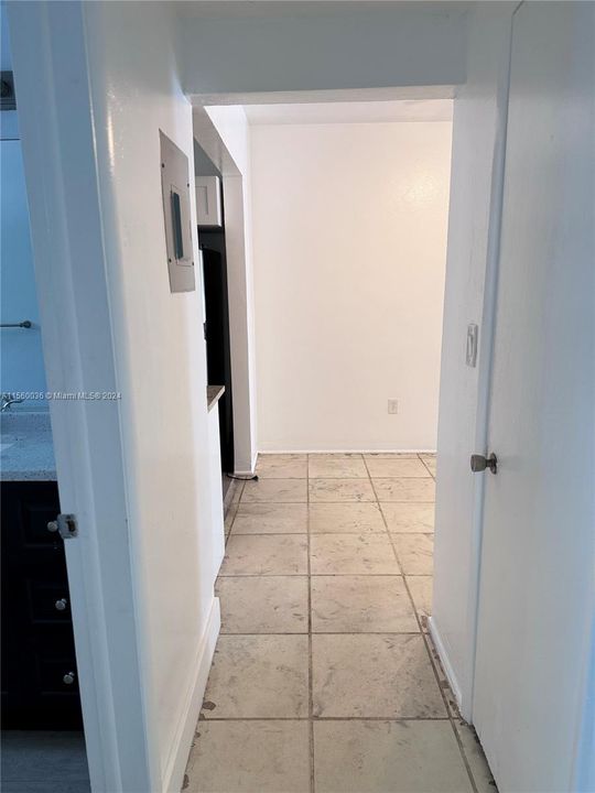 Недавно арендовано: $2,000 (1 спален, 1 ванн, 800 Квадратных фут)