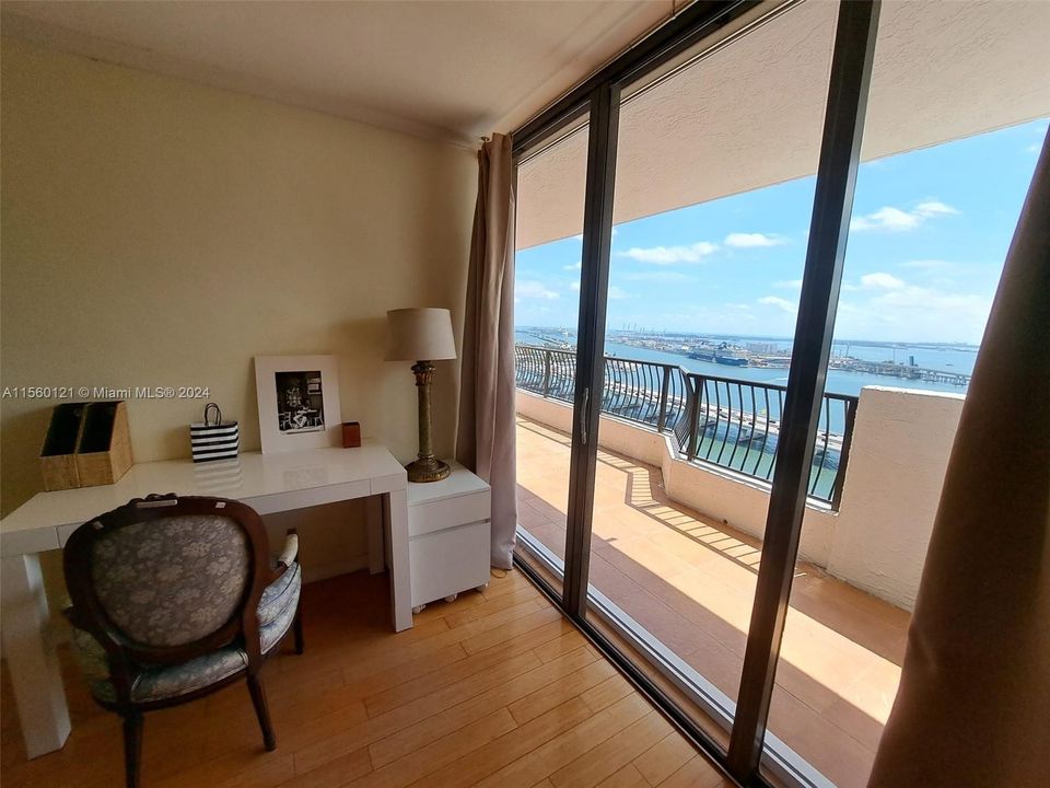 最近租的: $2,500 (1 贝兹, 1 浴室, 860 平方英尺)