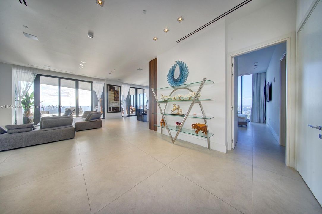 For Sale: $4,200,000 (2 beds, 2 baths, 2042 Square Feet)