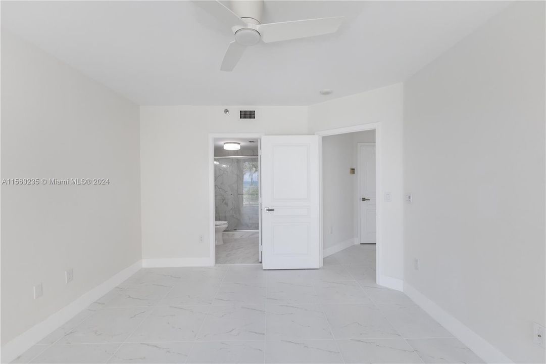 Active With Contract: $1,000,050 (2 beds, 2 baths, 1600 Square Feet)
