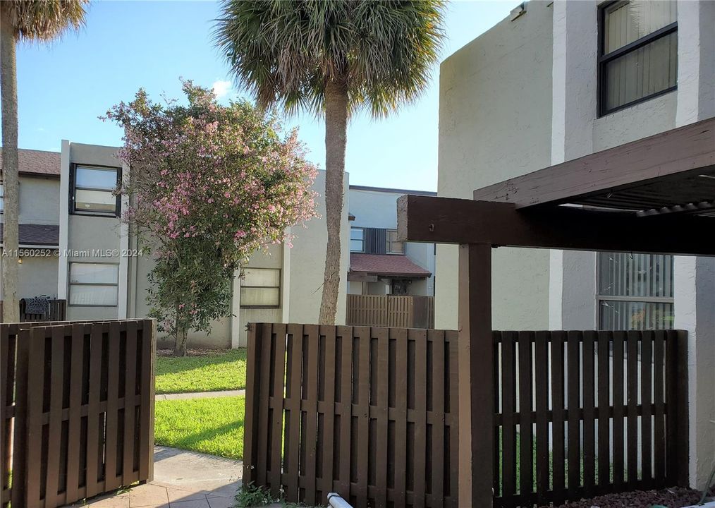 Недавно арендовано: $2,750 (3 спален, 2 ванн, 1192 Квадратных фут)