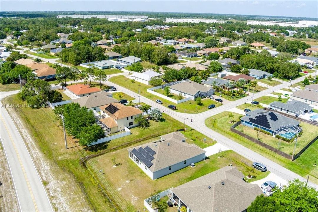 最近售出: $550,000 (5 贝兹, 3 浴室, 2606 平方英尺)