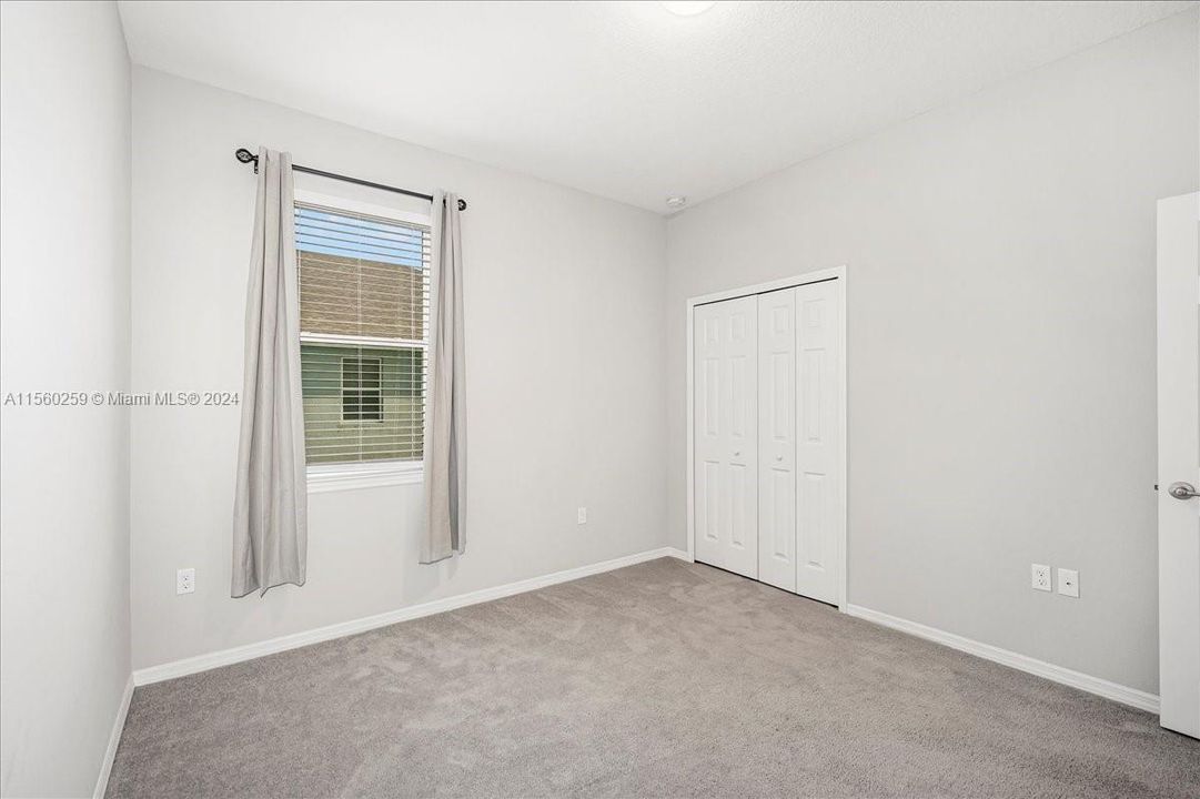 最近售出: $550,000 (5 贝兹, 3 浴室, 2606 平方英尺)