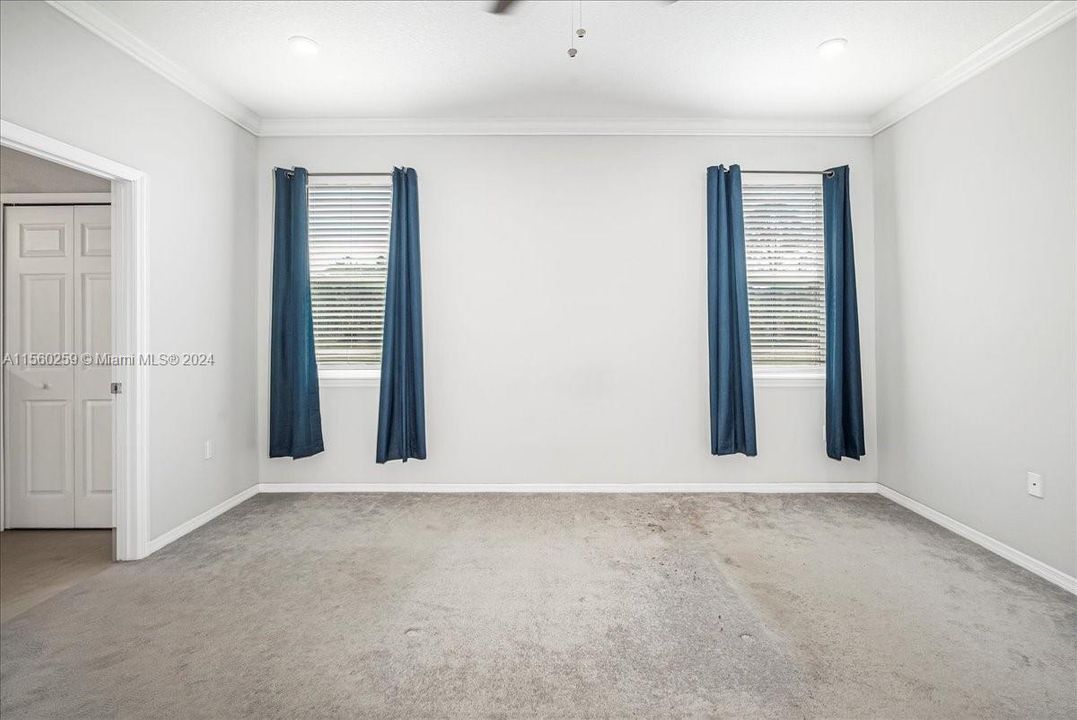 最近售出: $550,000 (5 贝兹, 3 浴室, 2606 平方英尺)