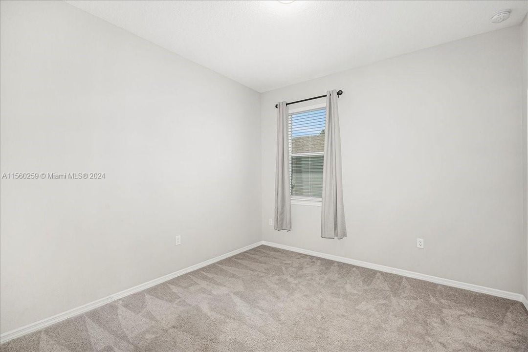 最近售出: $550,000 (5 贝兹, 3 浴室, 2606 平方英尺)