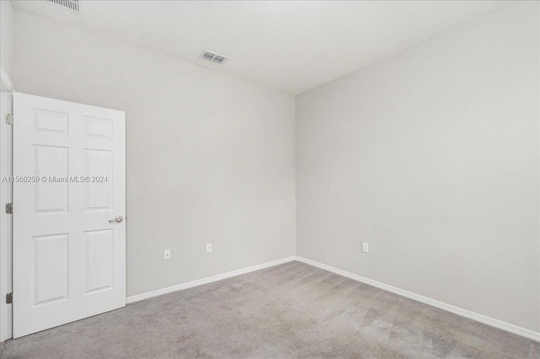 最近售出: $550,000 (5 贝兹, 3 浴室, 2606 平方英尺)