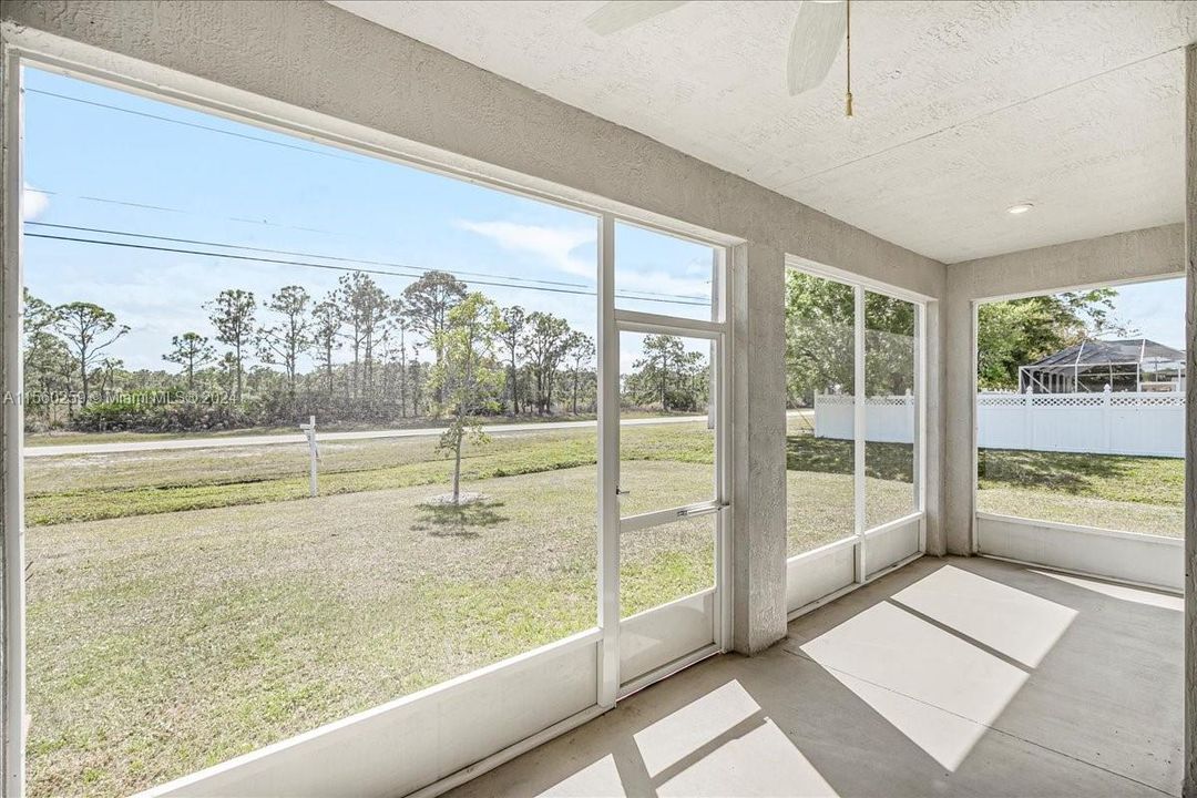 最近售出: $550,000 (5 贝兹, 3 浴室, 2606 平方英尺)