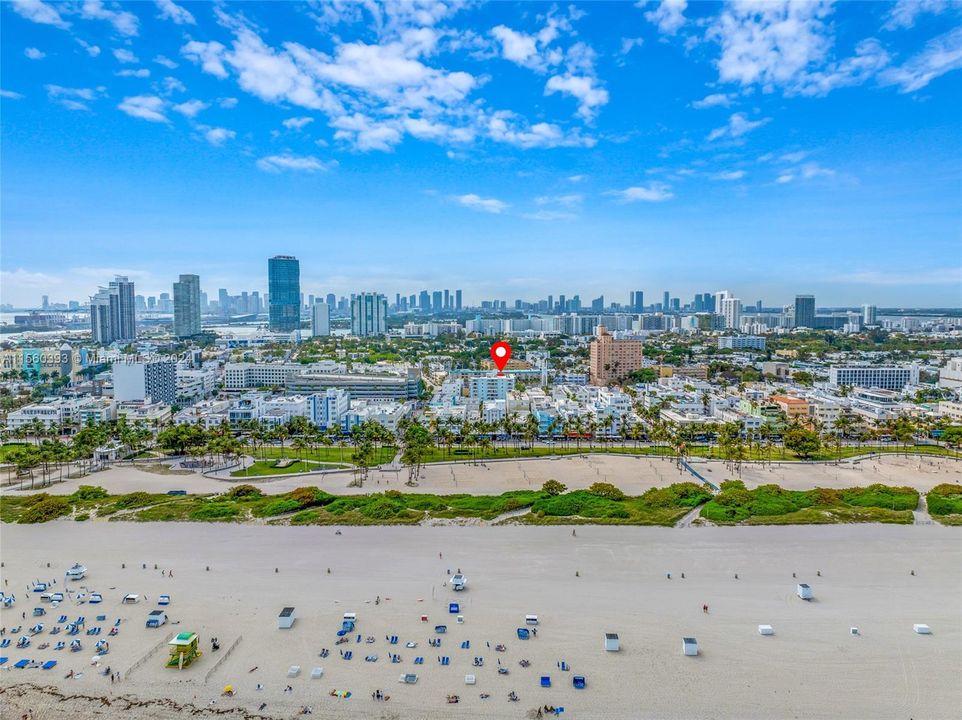 Recently Rented: $2,400 (1 beds, 1 baths, 720 Square Feet)