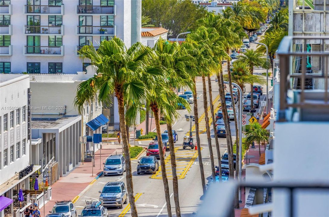 Recently Rented: $2,400 (1 beds, 1 baths, 720 Square Feet)