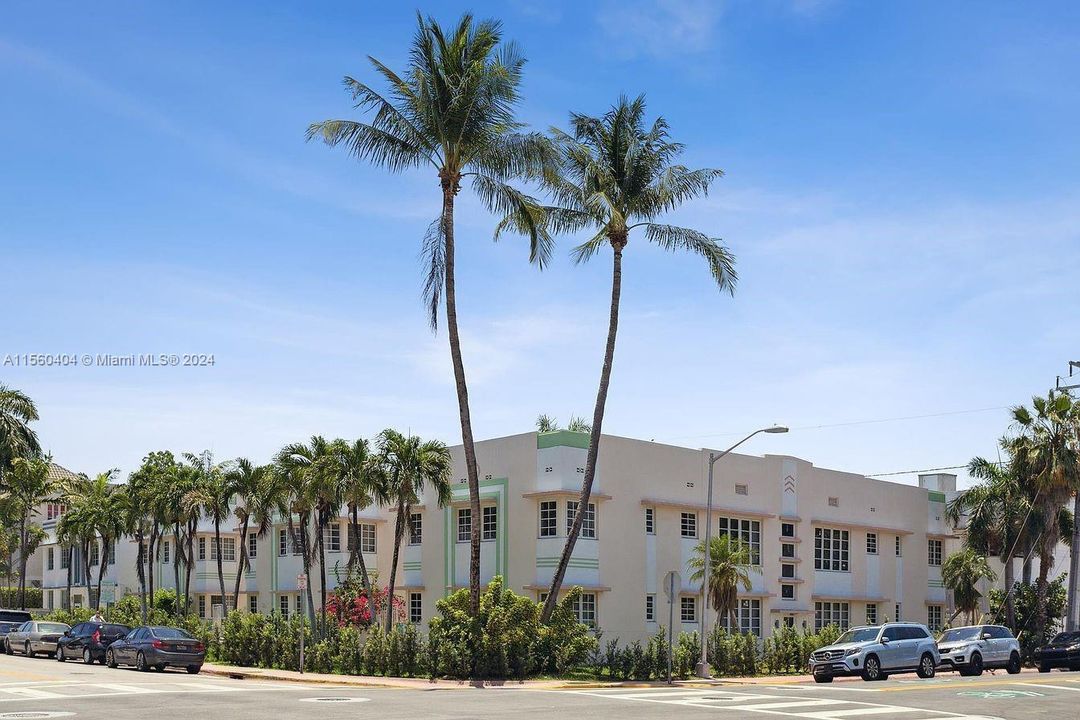 Recently Rented: $1,975 (1 beds, 1 baths, 510 Square Feet)