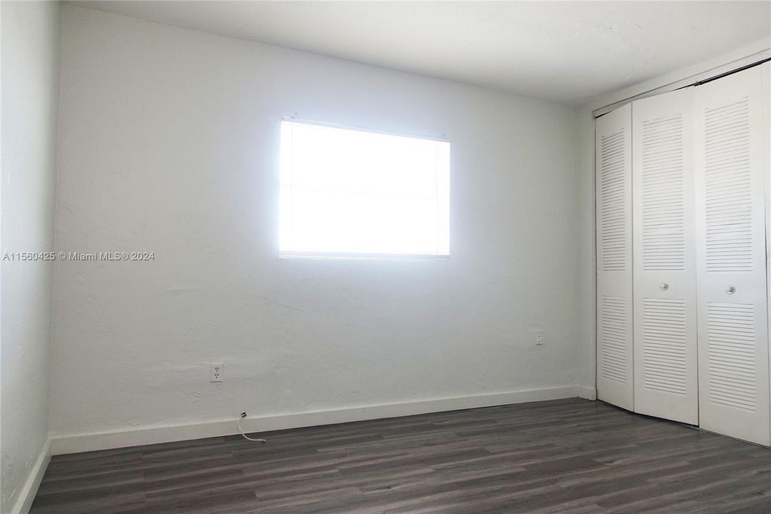 For Sale: $200,000 (1 beds, 1 baths, 629 Square Feet)
