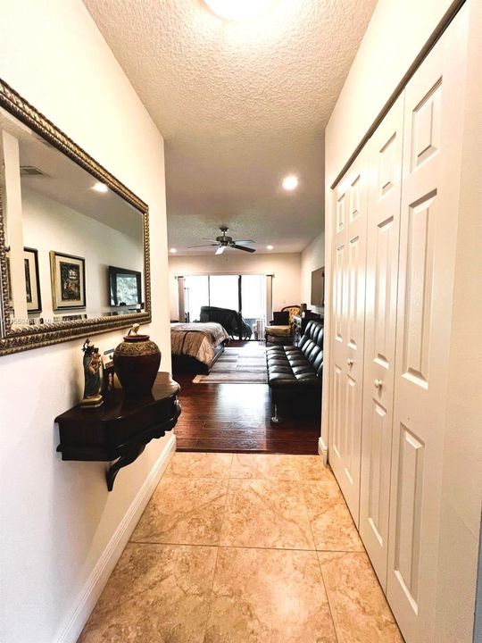 For Sale: $469,900 (2 beds, 2 baths, 1490 Square Feet)