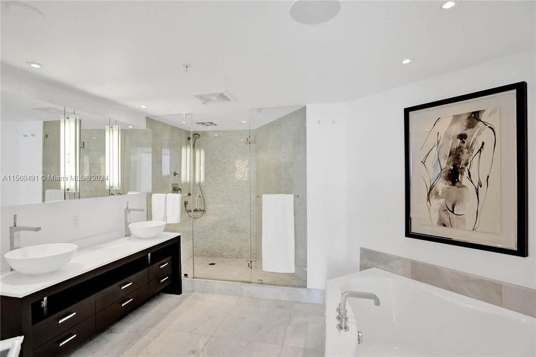 待售: $1,525,000 (2 贝兹, 2 浴室, 1602 平方英尺)