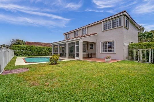 Vendido Recientemente: $1,199,000 (5 camas, 3 baños, 2802 Pies cuadrados)