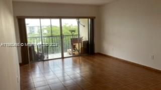 Active With Contract: $2,350 (2 beds, 2 baths, 1194 Square Feet)