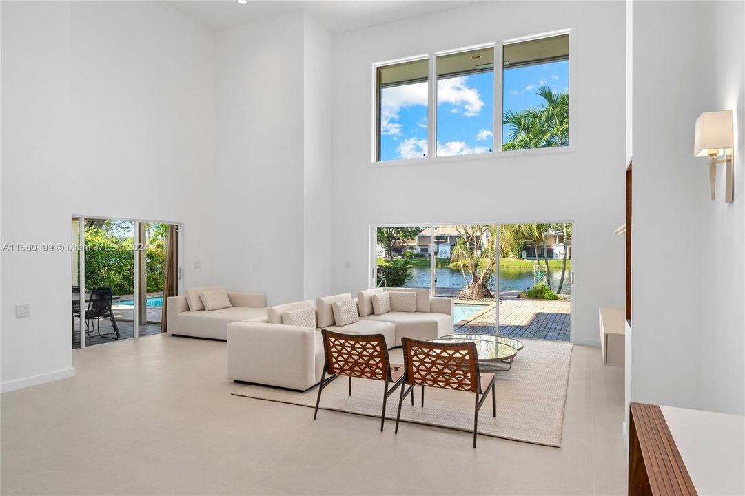 For Sale: $1,800,000 (4 beds, 3 baths, 4709 Square Feet)