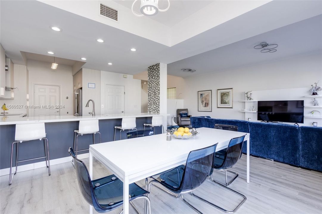 Active With Contract: $1,349,000 (3 beds, 2 baths, 2338 Square Feet)