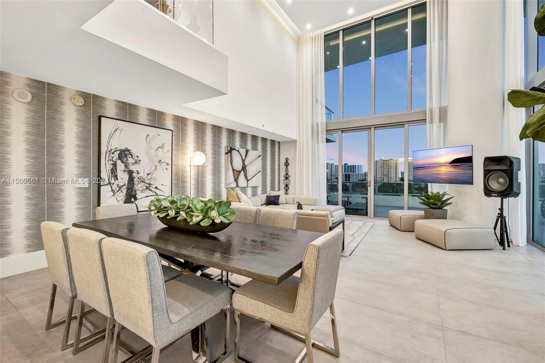 Active With Contract: $3,250,000 (4 beds, 4 baths, 3248 Square Feet)