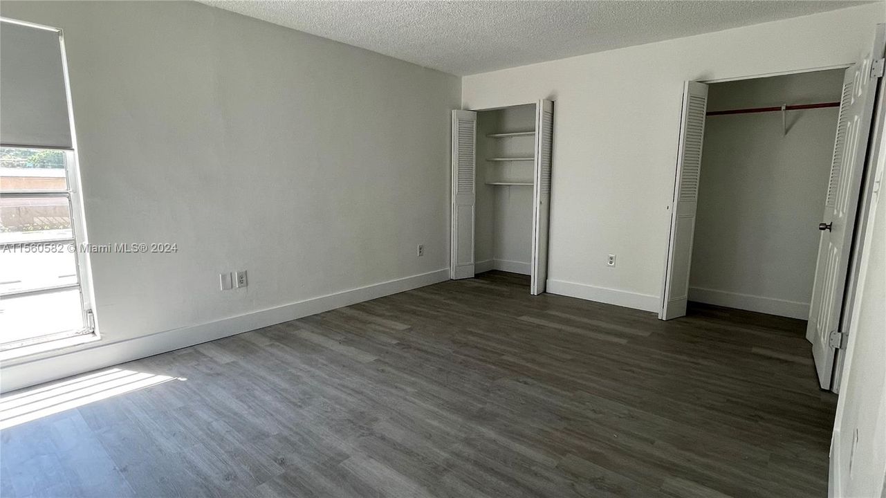 Recently Rented: $2,200 (2 beds, 2 baths, 1046 Square Feet)
