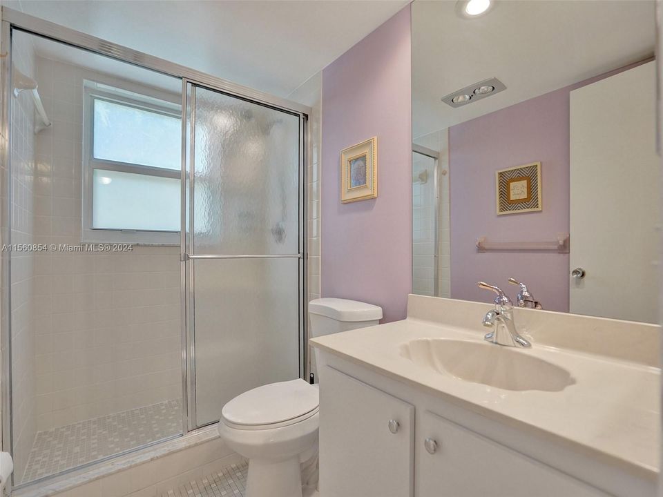 待售: $359,000 (3 贝兹, 2 浴室, 1390 平方英尺)