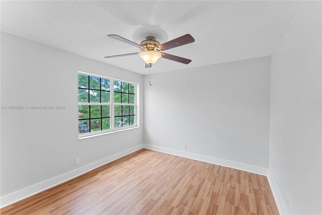 Recently Sold: $699,000 (4 beds, 2 baths, 2292 Square Feet)