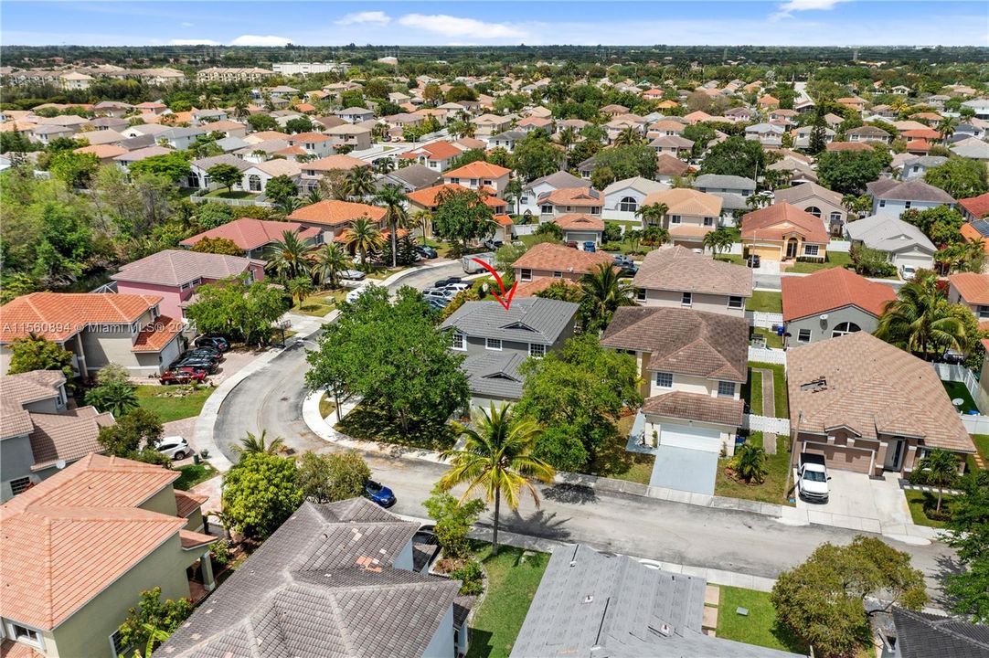 Recently Sold: $699,000 (4 beds, 2 baths, 2292 Square Feet)