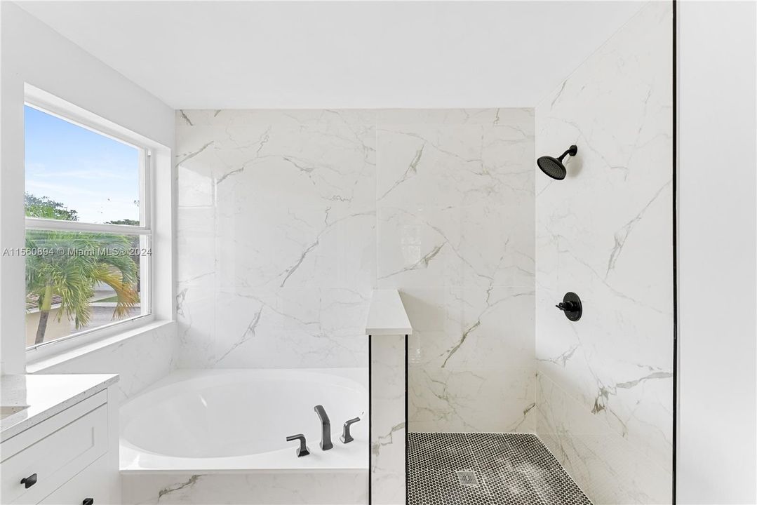 Recently Sold: $699,000 (4 beds, 2 baths, 2292 Square Feet)