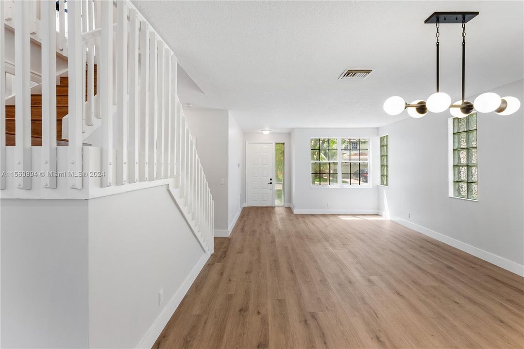 Recently Sold: $699,000 (4 beds, 2 baths, 2292 Square Feet)