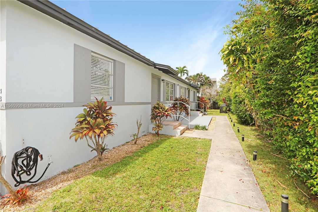 最近租的: $2,400 (2 贝兹, 1 浴室, 804 平方英尺)